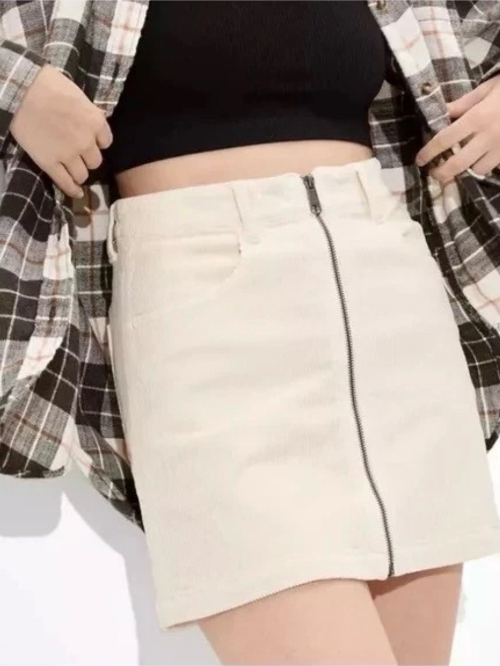 American Eagle Outfitters Cream Zip-Front Mini Skirt Size 2